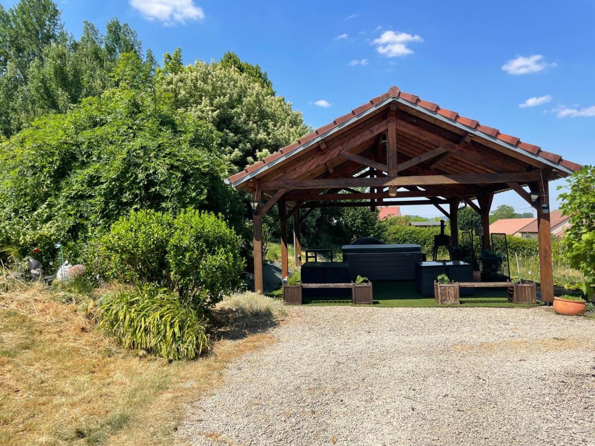 Gite De Solama Avec Spa Balleville Εξωτερικό φωτογραφία